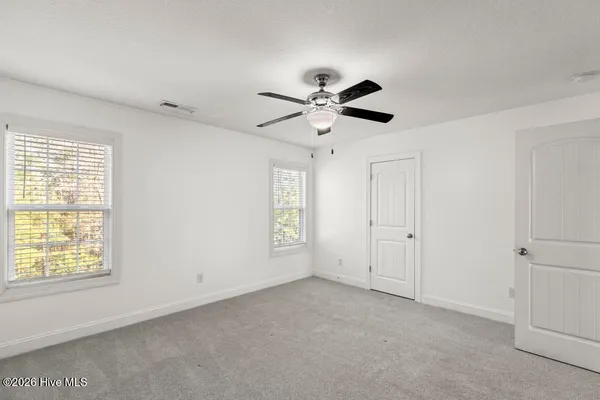 $2,950 | 613 Cray Cove, Jacksonville, NC 28546