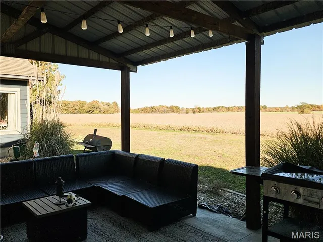 $549,000 | 3330 Highway 149, Royalton, IL 62983