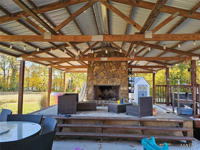 $549,000 | 3330 Highway 149, Royalton, IL 62983