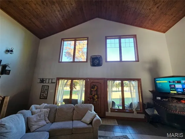 $549,000 | 3330 Highway 149, Royalton, IL 62983