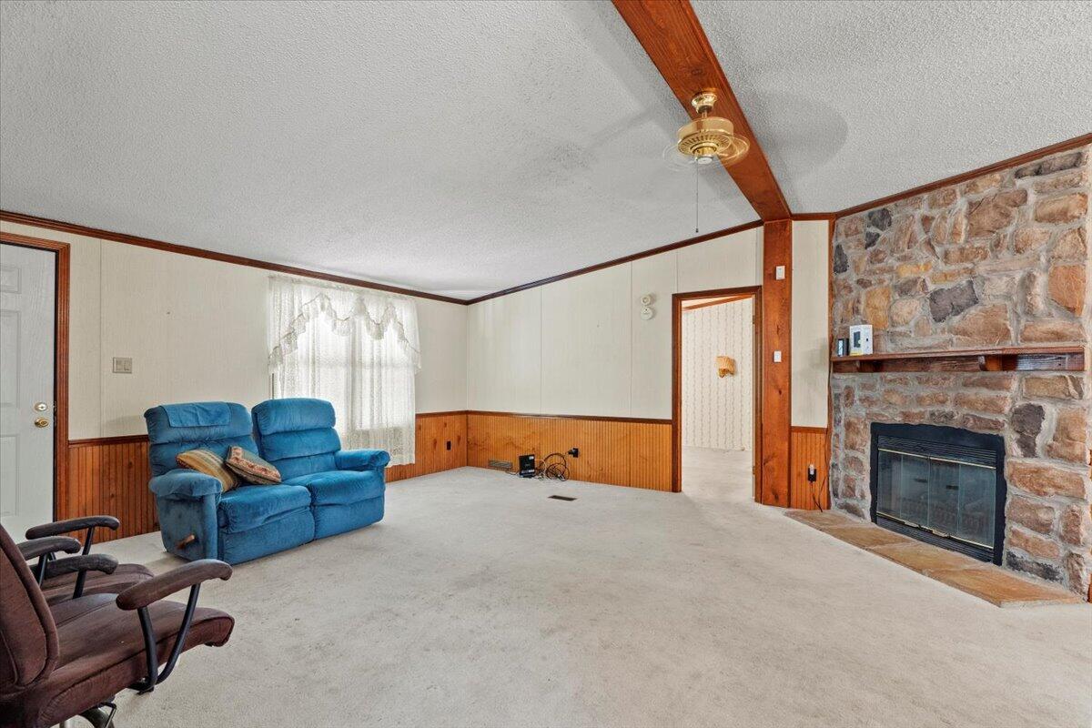 1809 Liberty Church Road Hephzibah, GA 30815 - Photo 12 of 25 12-Living Room