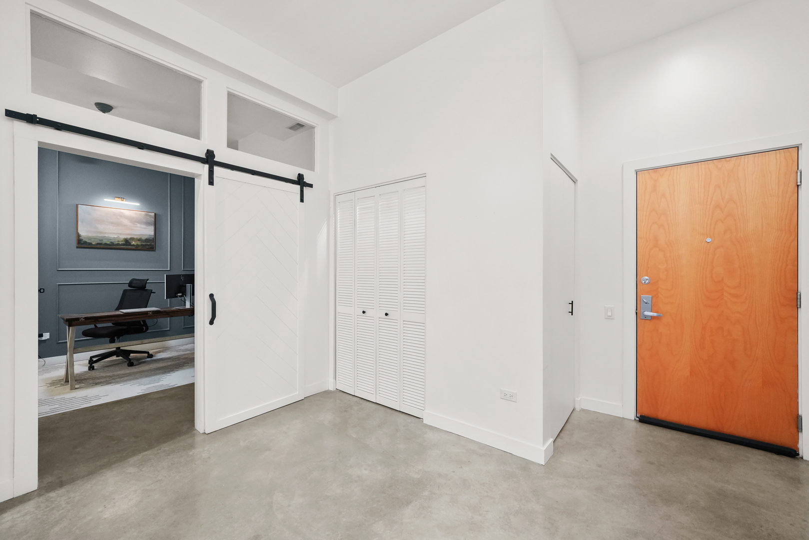 949 West Madison Street, Unit 207 Chicago, IL 60607 - Photo 27 of 31 a view of an empty room