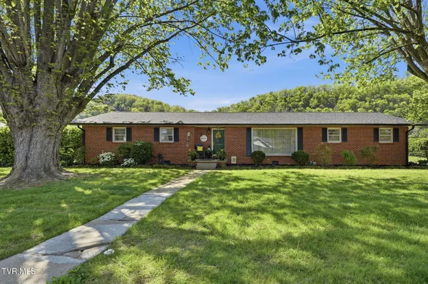 $349,900 | 1200 Michigan Avenue, Elizabethton, TN 37643