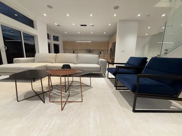 $11,999 | 5371 Southwest 32nd Street, Fort Lauderdale, FL 33312