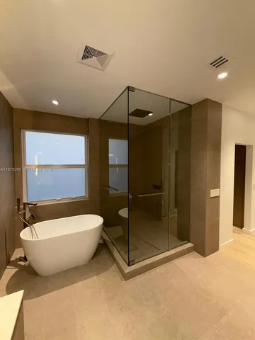 $11,999 | 5371 Southwest 32nd Street, Fort Lauderdale, FL 33312