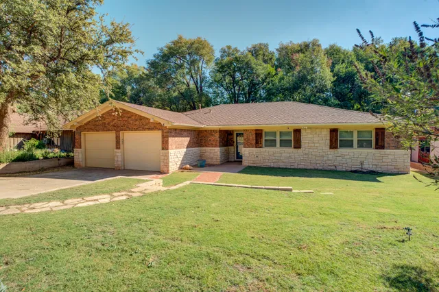 $369,000 | 5 West Brookhollow, Ransom Canyon, TX 79366