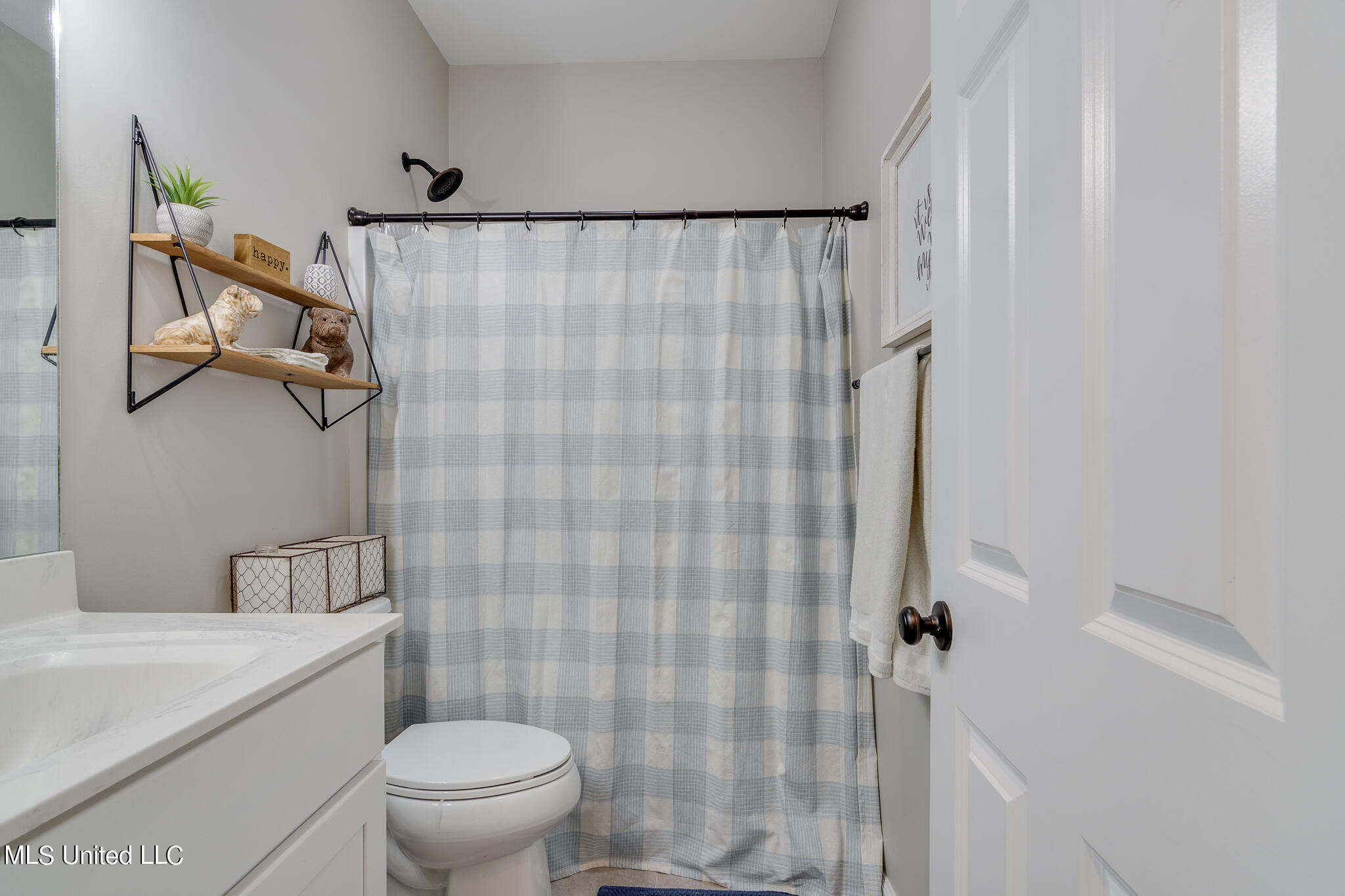 102 Emily Lynn Road Sarah, MS 38665 - Photo 24 of 39 102 Emily Lynn Road-8