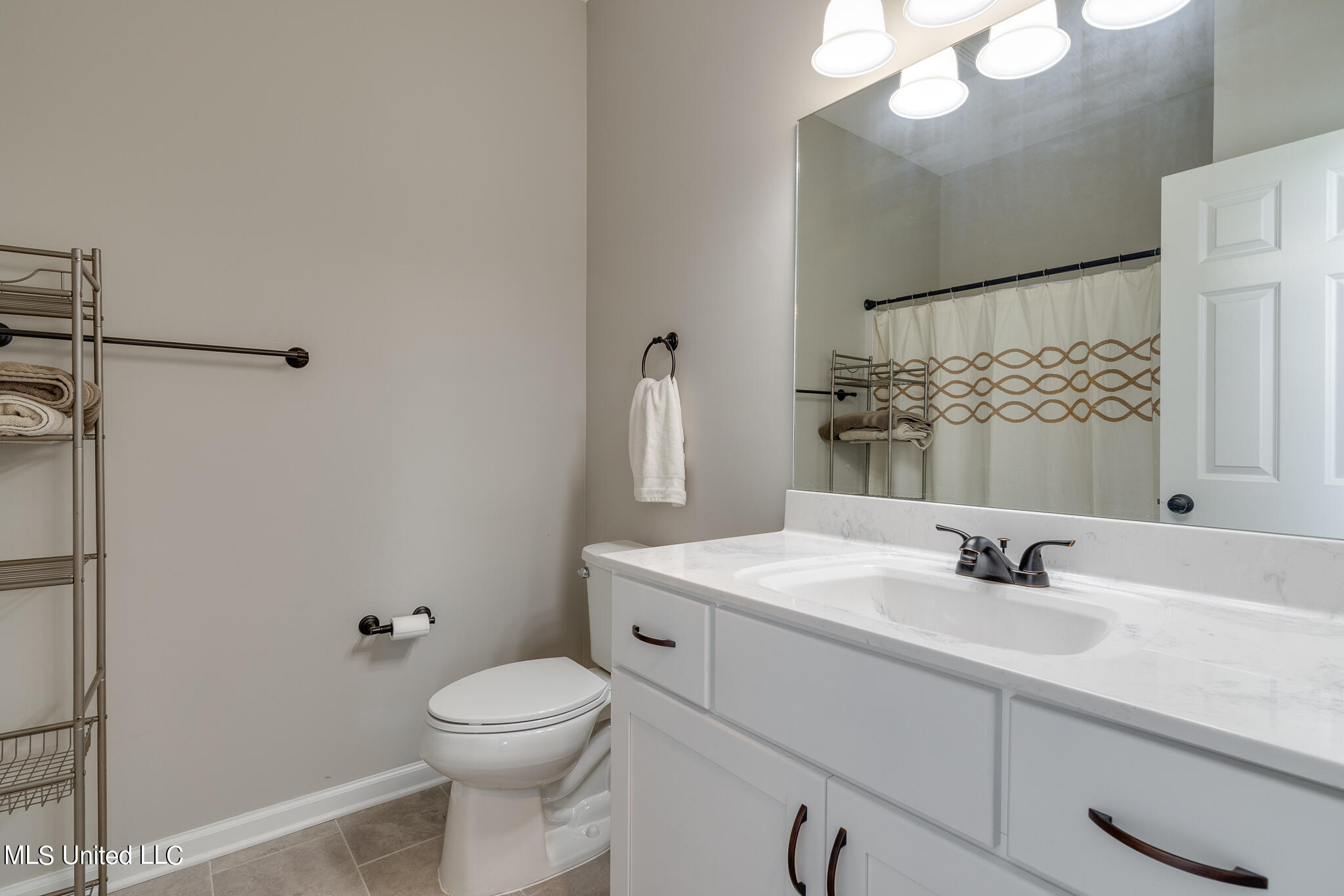102 Emily Lynn Road Sarah, MS 38665 - Photo 29 of 39 102 Emily Lynn Road-27