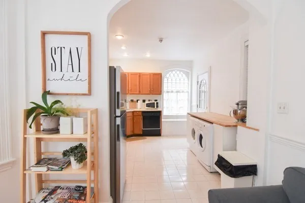 $3,800 | 6 Perry Street, Unit 3, Brookline, MA 02445