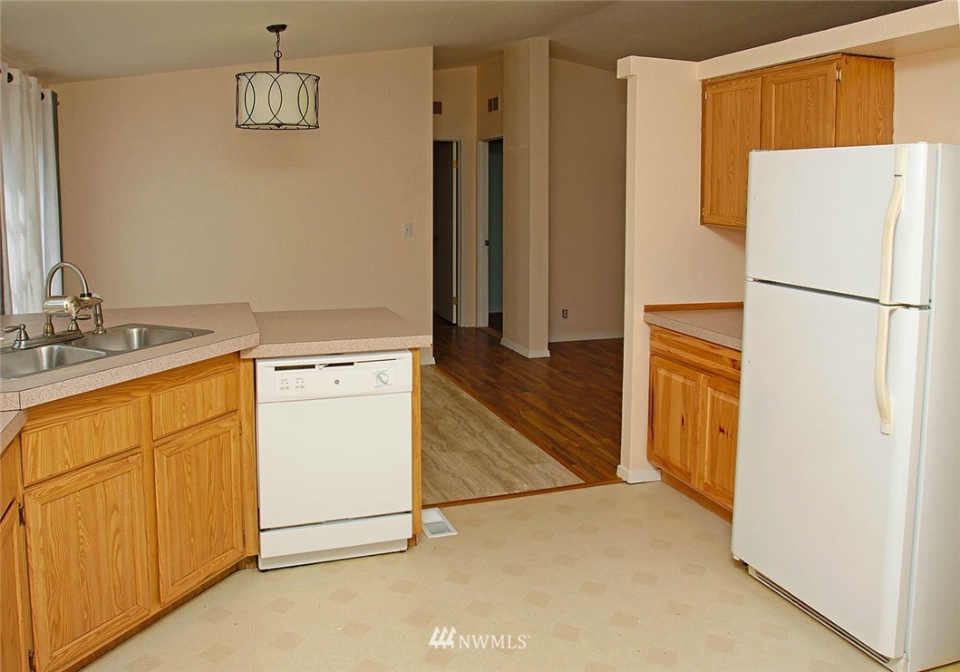 825 Winlock-Vader Road Winlock, WA 98596 - Photo 11 of 17