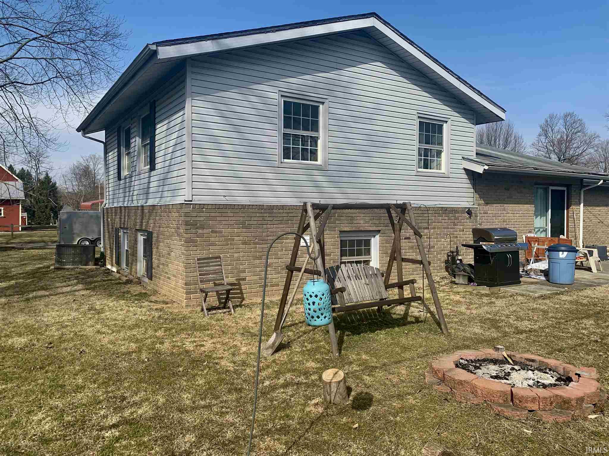 412 South Rambler Road Muncie, IN 47304 - Photo 3 of 16