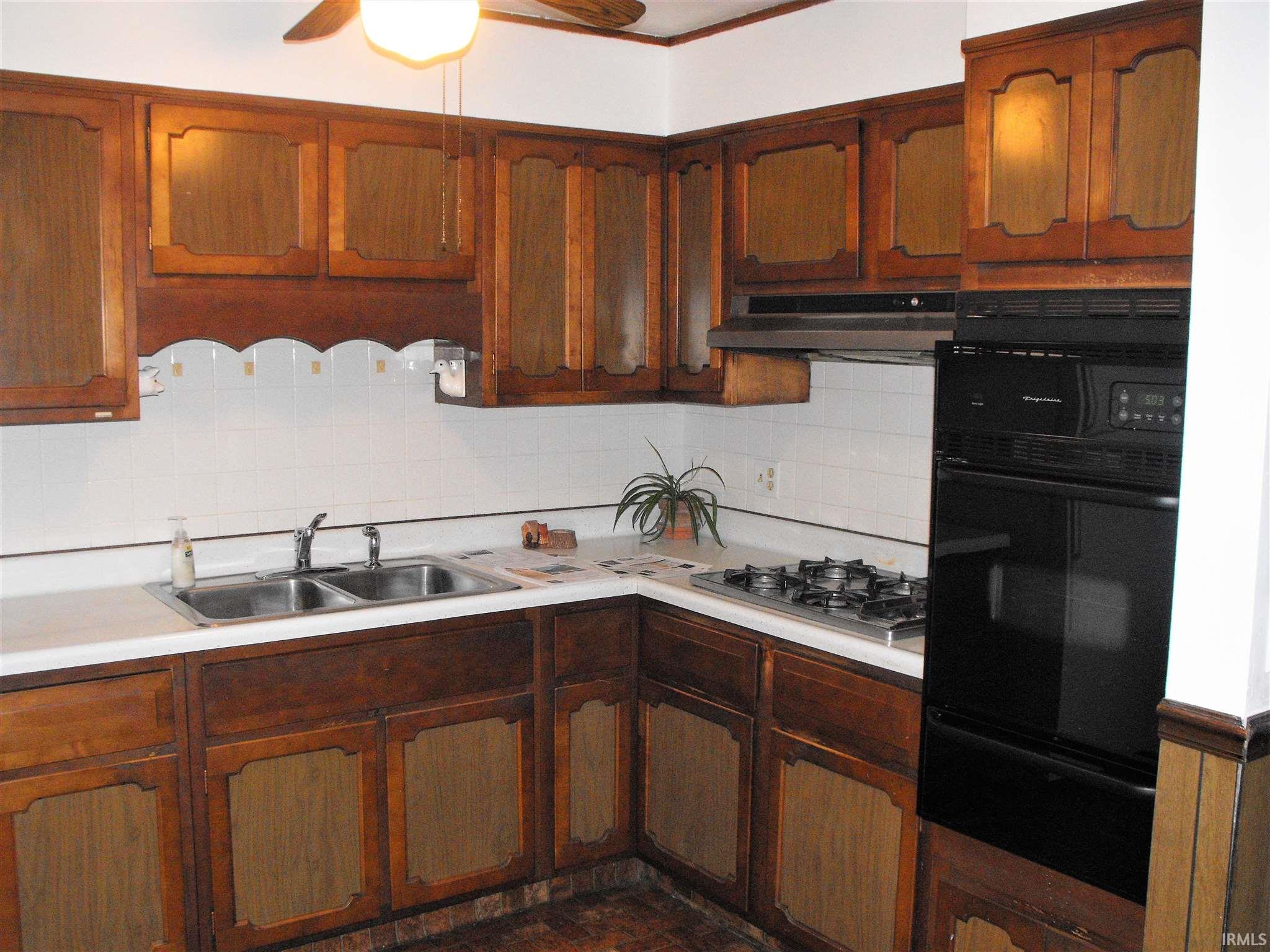 412 South Rambler Road Muncie, IN 47304 - Photo 5 of 16
