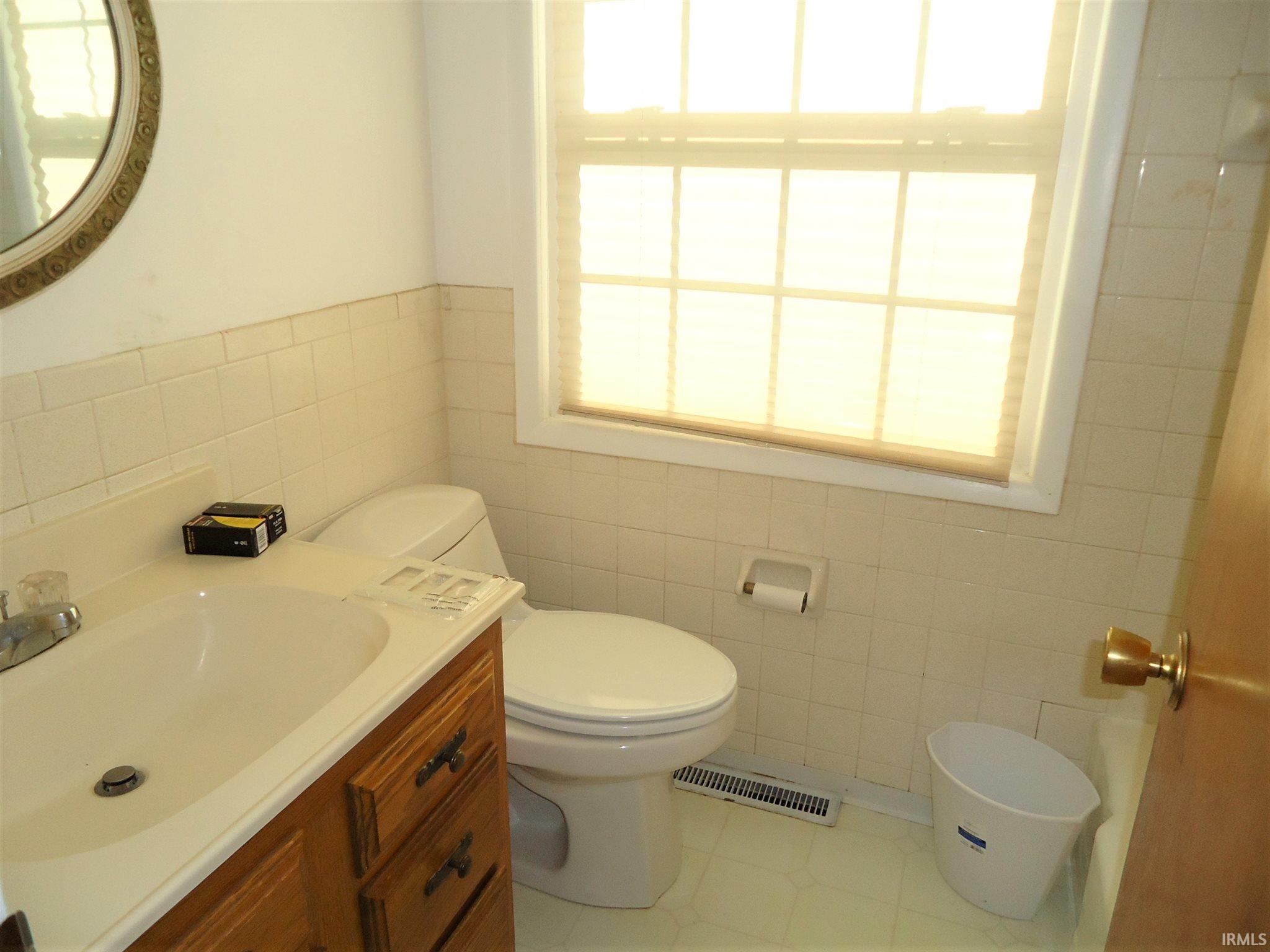 412 South Rambler Road Muncie, IN 47304 - Photo 7 of 16