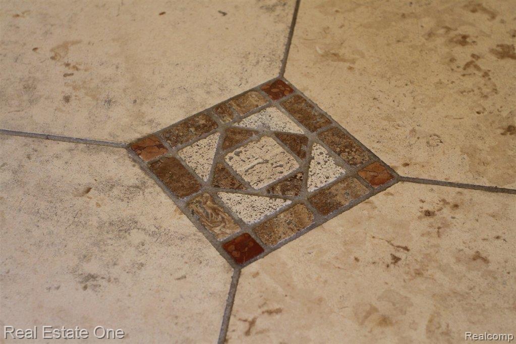 136 Streamview Drive Troy, MI 48085 - Photo 15 of 17 Marble Tile in Foyer