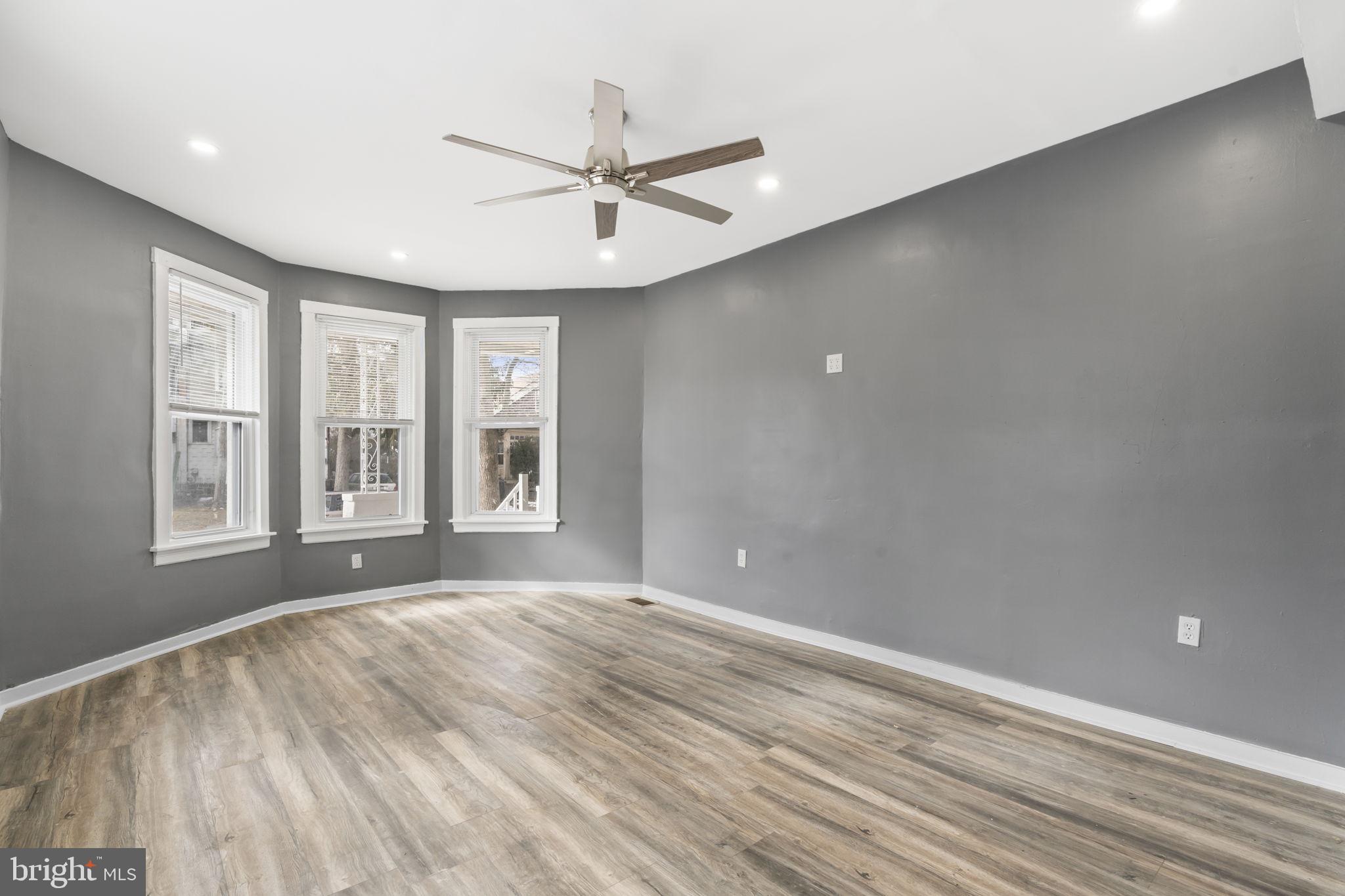 51 Lewis Avenue, Unit B Lansdowne, PA 19050 - Photo 3 of 19