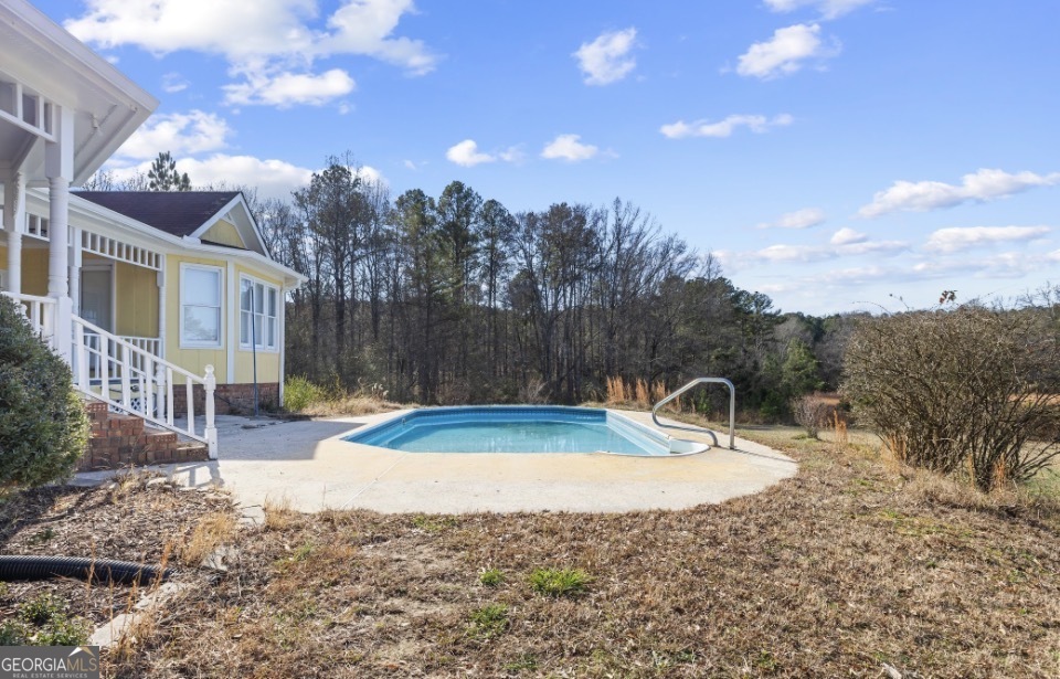 1776 Wax Road Southeast Silver Creek, GA 30173 - Photo 6 of 45 a view of outdoor space yard and patio