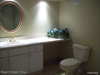 815 Garnet Court, Unit 47 Rochester, MI 48306 - Photo 17 of 17 Garnetbasementlav