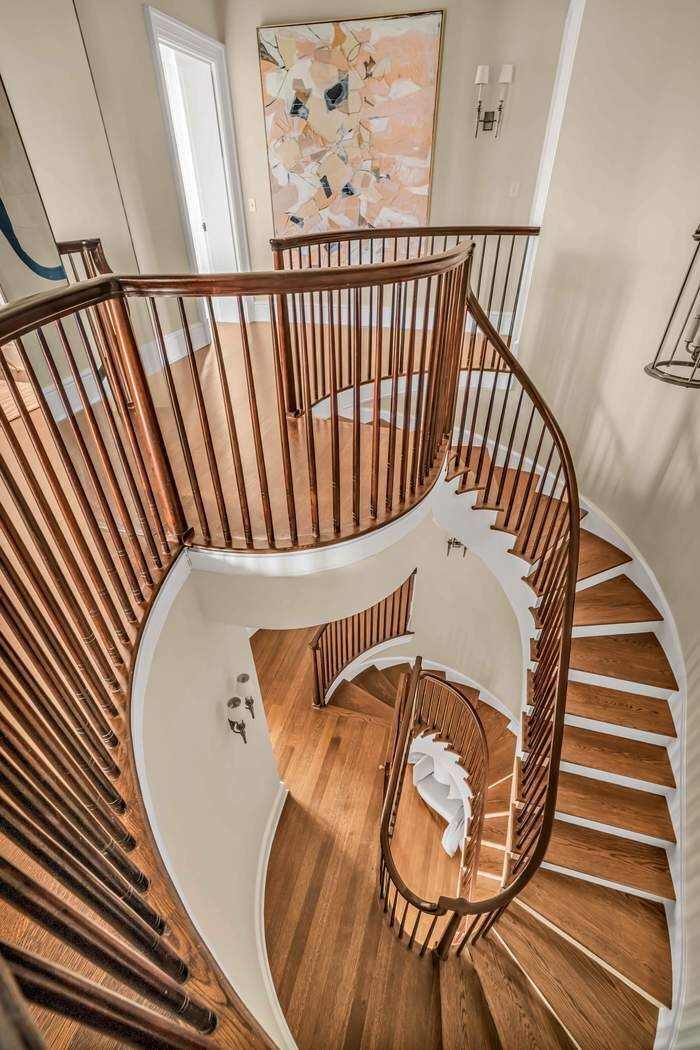 39 East 79th Street, Unit TRIPLEX 12/13/14 Manhattan, NY 10075 - Photo 23 of 33 a view of entryway with wooden floor