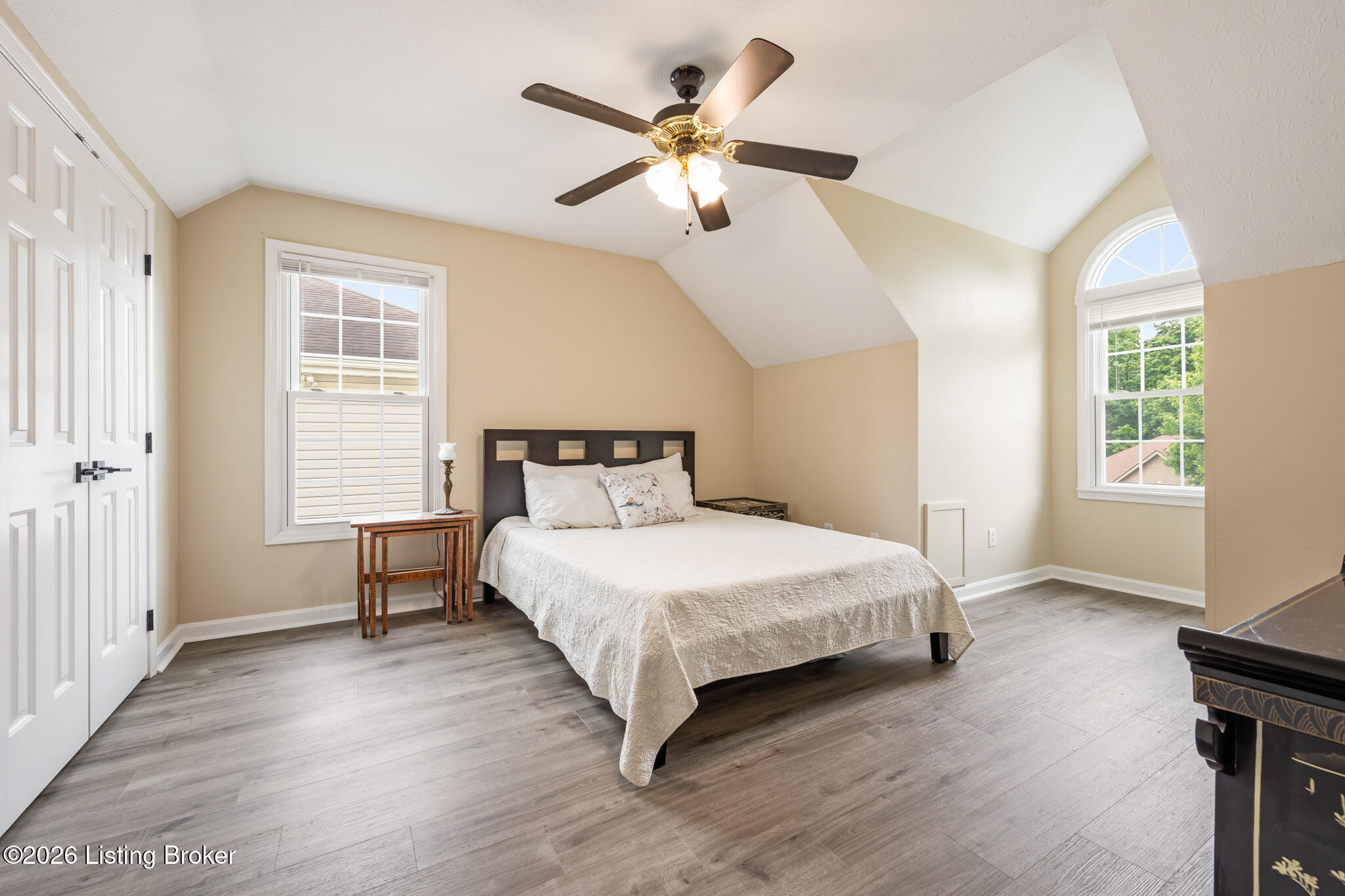 8316 Lacevine Road Louisville, KY 40220 - Photo 35 of 55 8316 Lacevine Rd-36