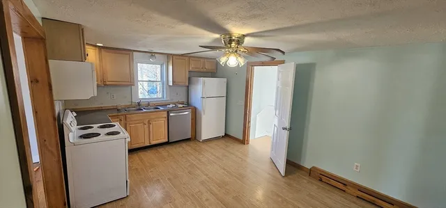 $2,100 | 123 Scott Street, Unit 2, Attleboro, MA 02703