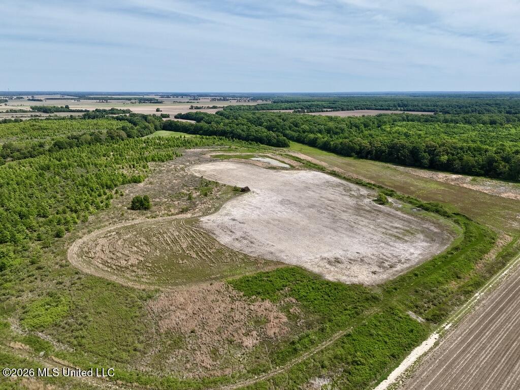 1 Highway 3 Lambert, MS 38643 - Photo 82 of 102 BEB91801-AEDA-456A-B094-36F56D06B58E_1_1