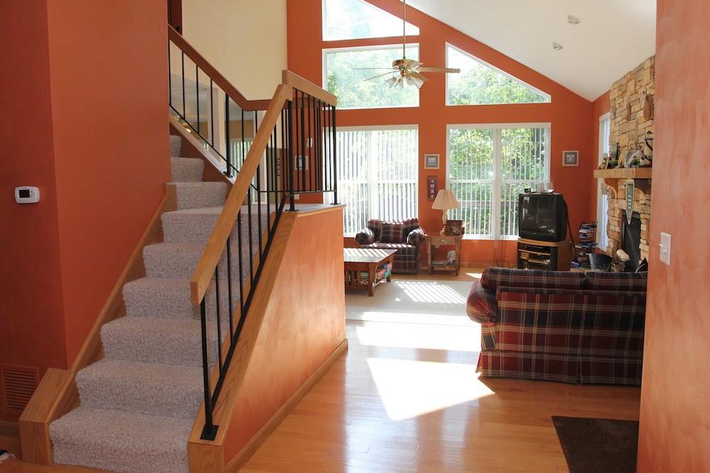 2404 South Ridge Way Hidden Valley, PA 15502 - Photo 2 of 25 Gallery Image 2