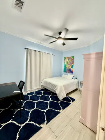 $1,900 | 2312 37th Street, Galveston, TX 77550