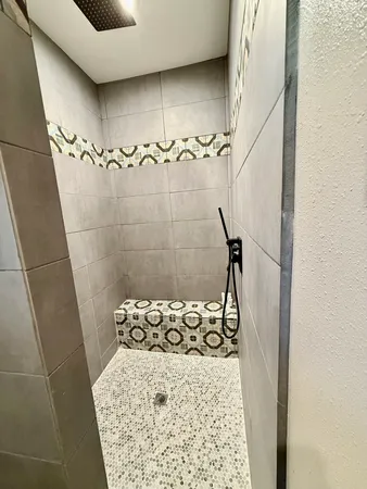 $1,900 | 2312 37th Street, Galveston, TX 77550