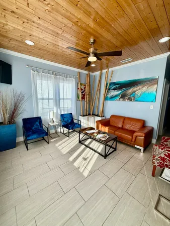 $1,900 | 2312 37th Street, Galveston, TX 77550