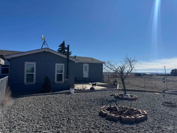 $370,000 | 1001 North Center Road, Richfield, ID 83349