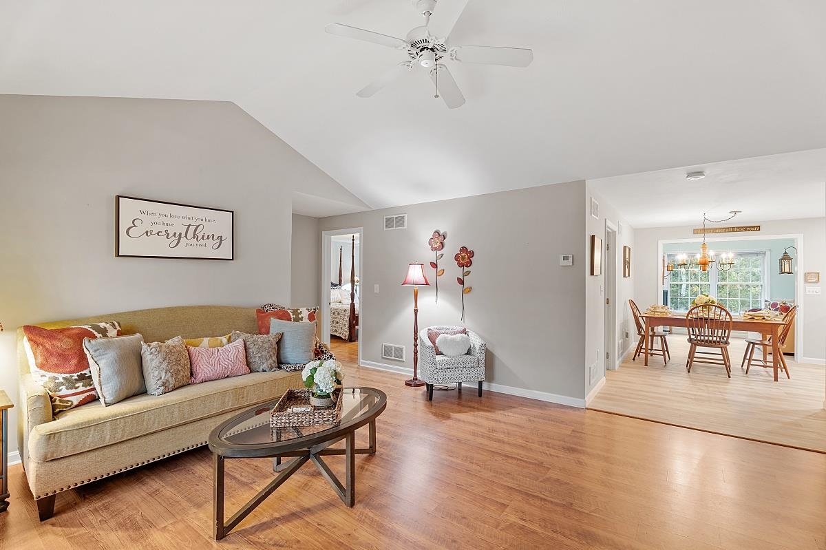 5 Madeleine Court Hudson, NH 03051 - Photo 24 of 31