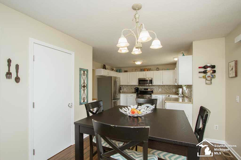 917 Hunting Creek Road, Unit CREEKS Temperance, MI 48182 - Photo 15 of 42 Gallery Image 15