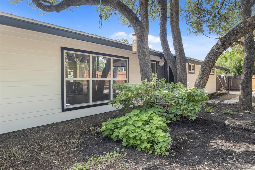 3500 Northland Drive Austin, TX 78731 - Photo 28 of 32 a view of a house with a garden