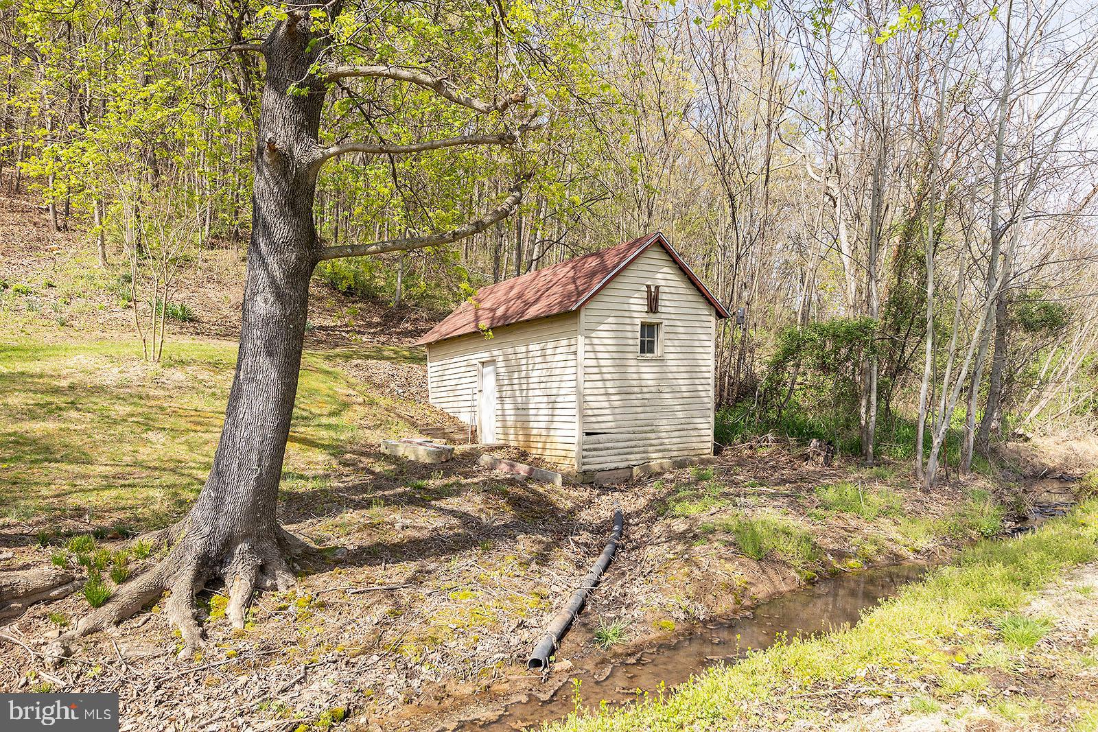 136 Gough Road Winchester, VA 22602 - Photo 30 of 34 Spring house