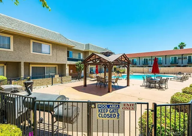 $319,000 | 31850 Railroad Canyon Road, Canyon Lake, CA 92587