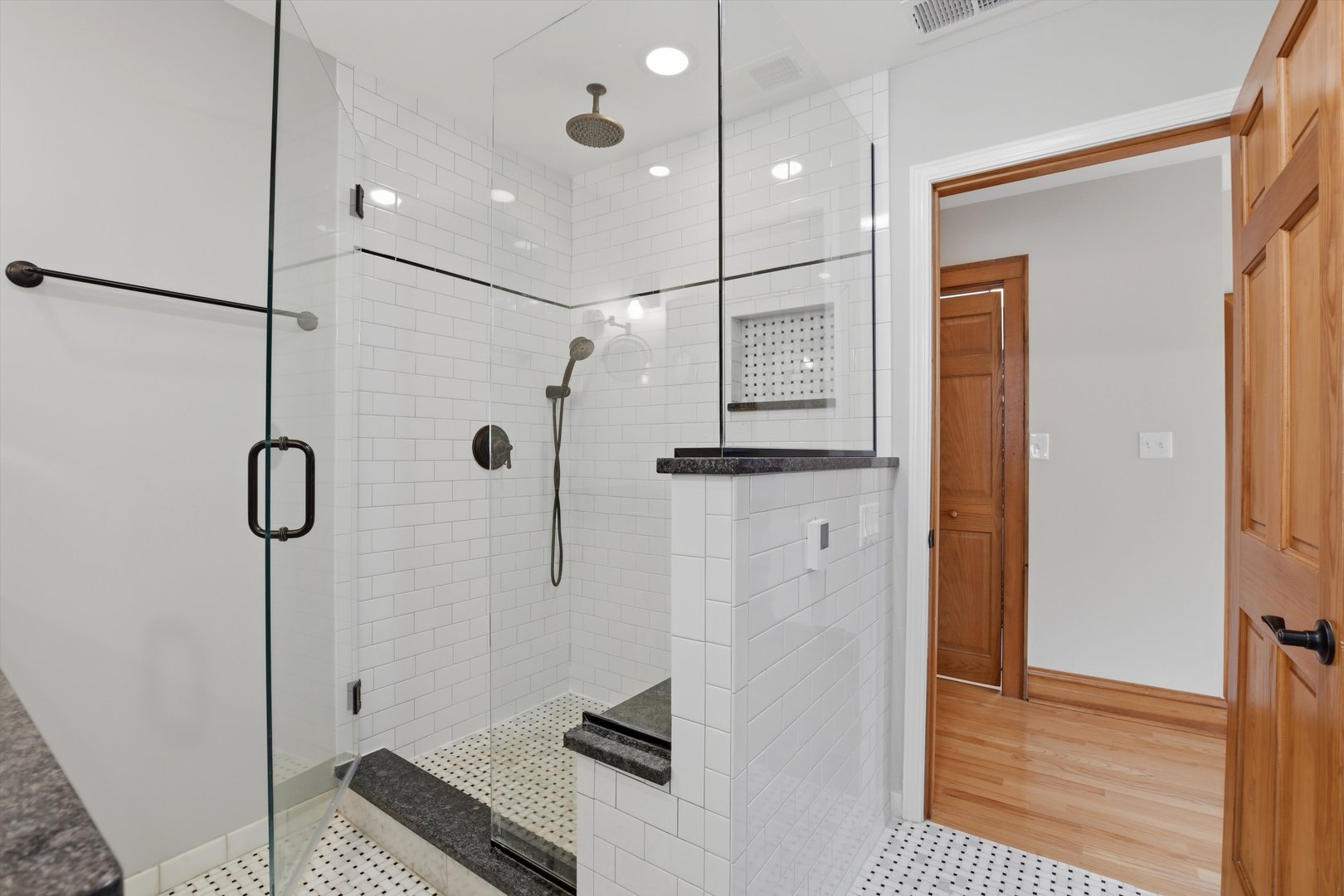 822 South Chester Avenue Park Ridge, IL 60068 - Photo 23 of 38