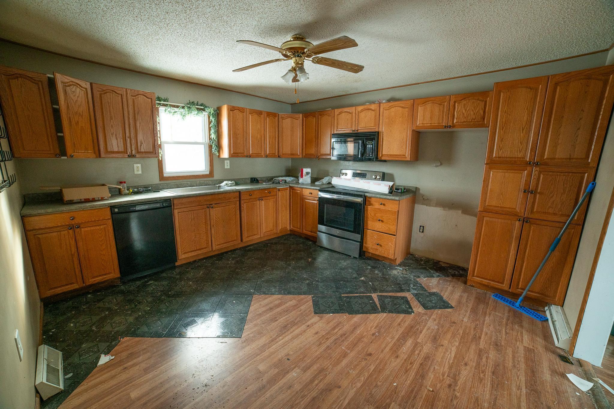 34043 Sunset Loop Motley, MN 56466 - Photo 6 of 9