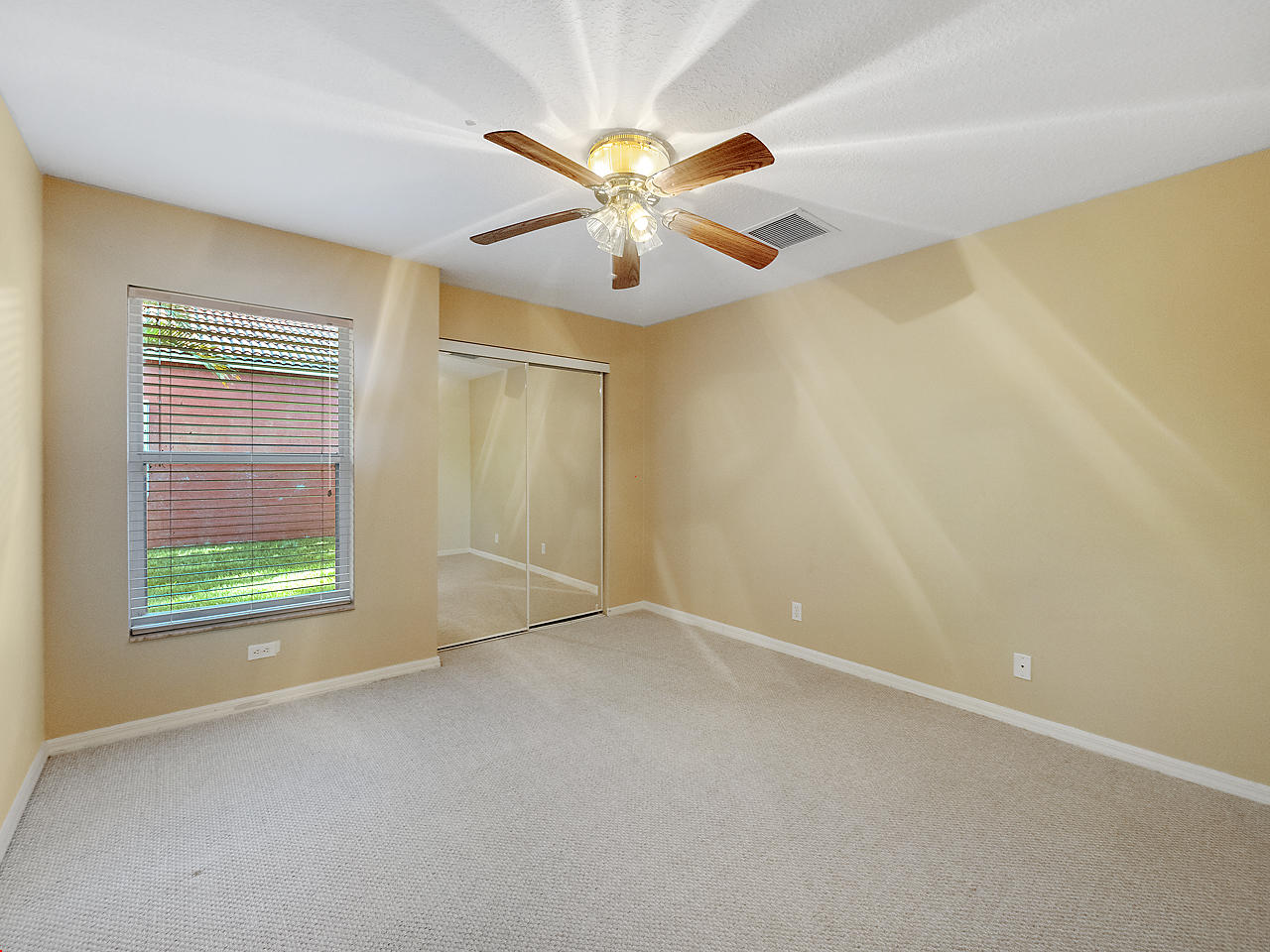 8059 Via Hacienda Riviera Beach, FL 33418 - Photo 11 of 18 3rd Bedroom