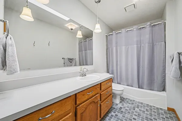 $749,950 | 9983 Arcola Court North, Stillwater, MN 55082