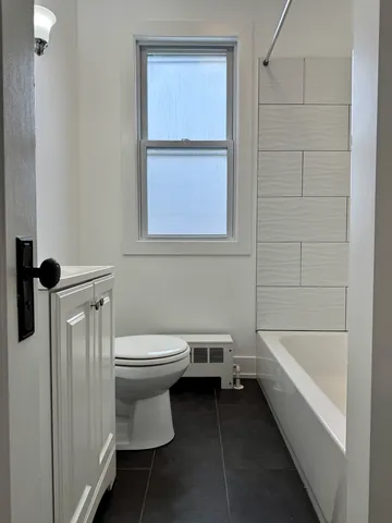 $2,200 | 2125 Wesley Avenue, Unit 2, Berwyn, IL 60402