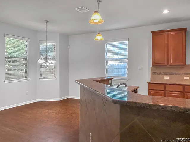 $2,000 | 845 Mesa Verde, Schertz, TX 78154