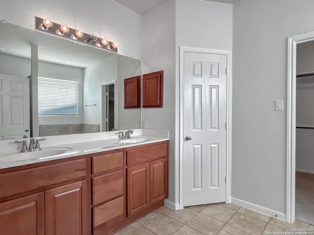 $2,000 | 845 Mesa Verde, Schertz, TX 78154