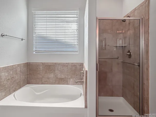 $2,000 | 845 Mesa Verde, Schertz, TX 78154