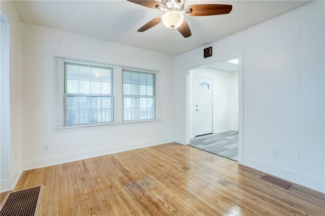 49 Depew Street Rochester, NY 14611 - Photo 9 of 35