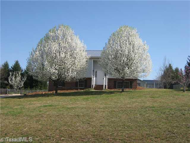 1080 Capella Ridge Road King, NC 27021 - Photo 1 of 8 Exterior Front.