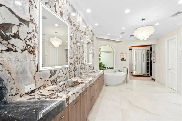 $5,249,000 | 2770 Northeast 23rd Street, Pompano Beach, FL 33062