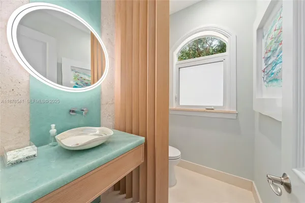 $5,249,000 | 2770 Northeast 23rd Street, Pompano Beach, FL 33062