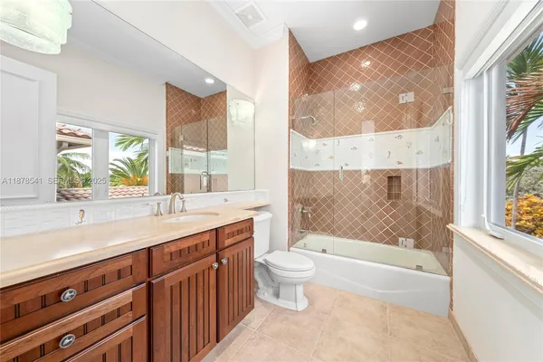 $5,249,000 | 2770 Northeast 23rd Street, Pompano Beach, FL 33062