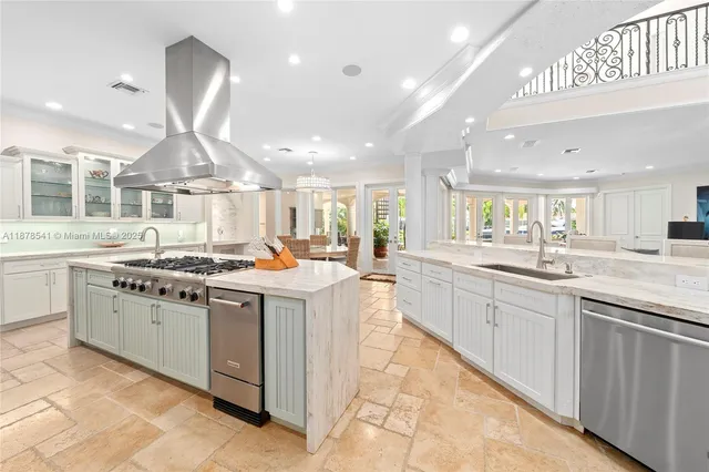 $5,495,000 | 2770 Northeast 23rd Street, Pompano Beach, FL 33062