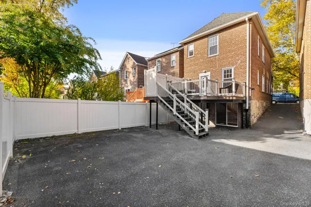 $949,000 | 6036 Liebig Avenue | North Riverdale